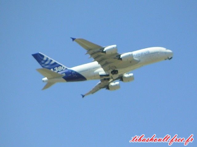 Photo d'avion ; Le Bourget 2005
