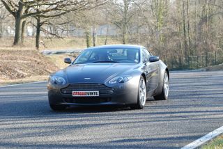 Photo de voiture GT - Circuit de Linas-Monthlhéry