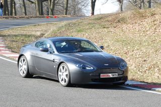 Photo de voiture GT - Circuit de Linas-Monthlhéry