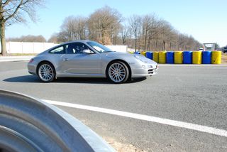 Photo de voiture GT - Circuit de Linas-Monthlhéry