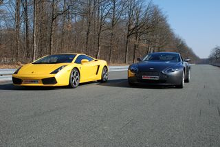 Photo de voiture GT - Circuit de Linas-Monthlhéry