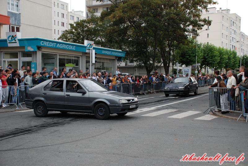 Photo de cascades ; Percussion Voiture vs. Voiture